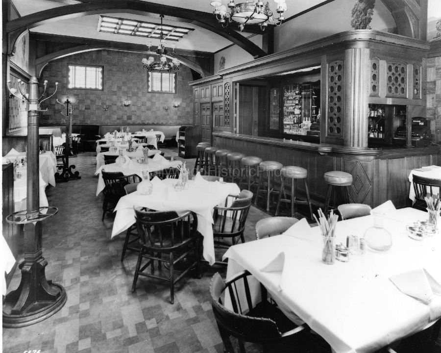 Musso and Franks Grill 1934 WM.jpg